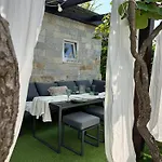 Anchi Villa Zára