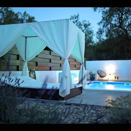 Villa Anchi Holliday House *