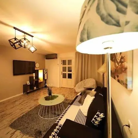 Anchi Holliday House Villa