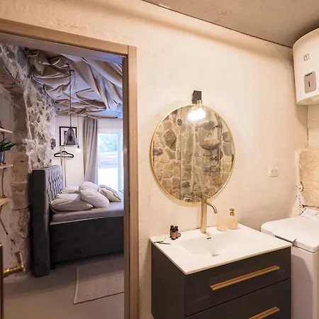 Anchi * Ζαντάρ